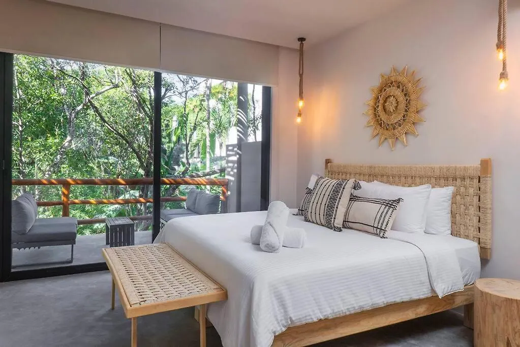 Twin Villas 8Br, Concierge, Gated ,Jacuzzi, Paddle Court Tulum Holiday home