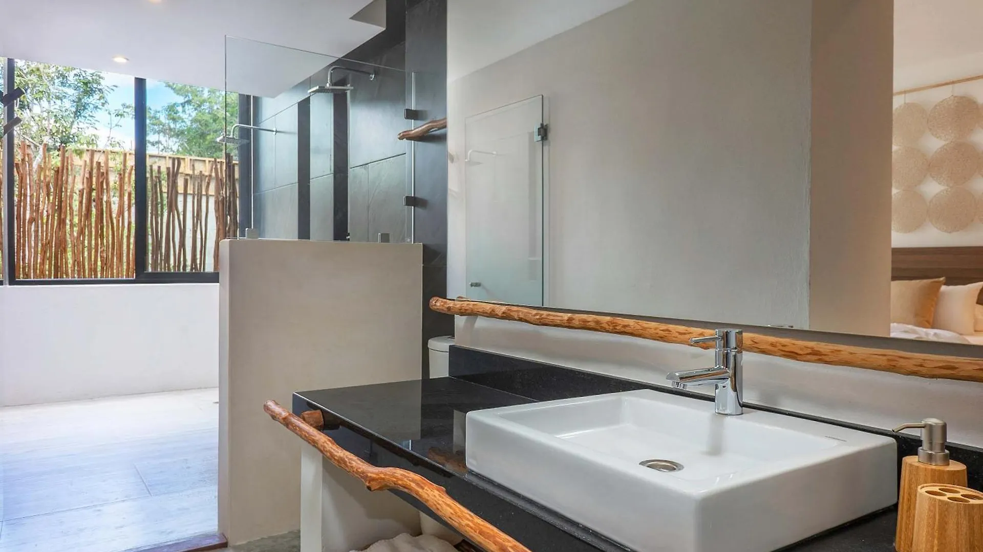 Holiday home Twin Villas 8Br, Concierge, Gated ,Jacuzzi, Paddle Court Tulum