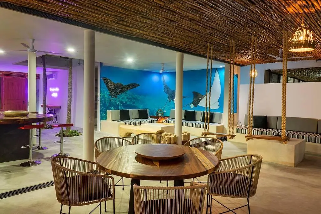 Twin Villas 8Br, Concierge, Gated ,Jacuzzi, Paddle Court Tulum