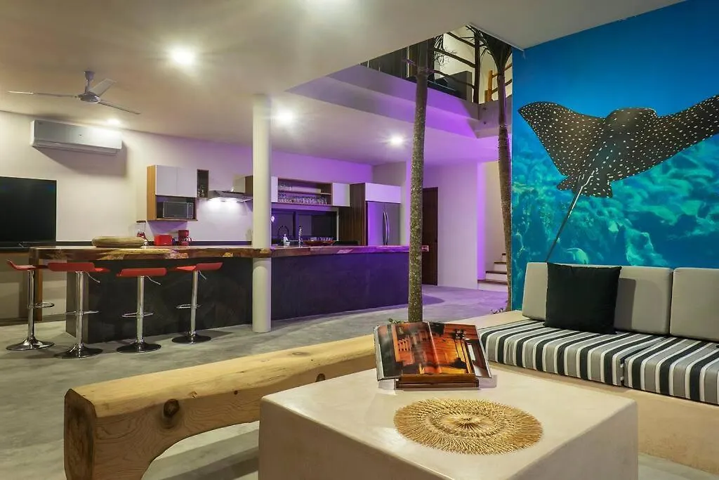 Twin Villas 8Br, Concierge, Gated ,Jacuzzi, Paddle Court Tulum